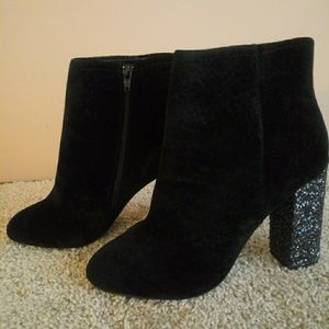 Women's Ankle Booties